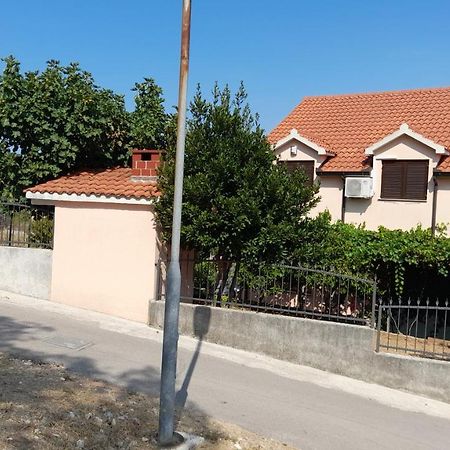 Apartmani A.Teskera Trogir Kültér fotó