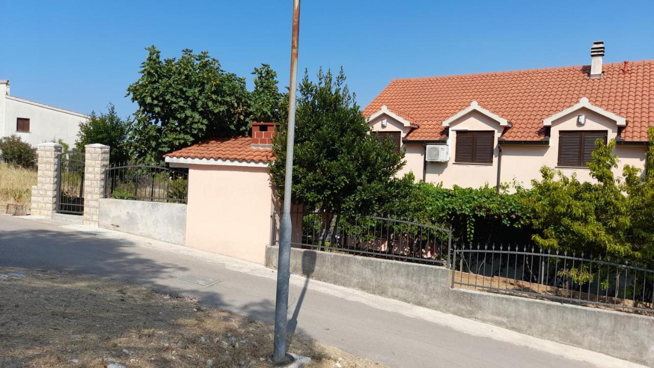 Apartmani A.Teskera Trogir Kültér fotó