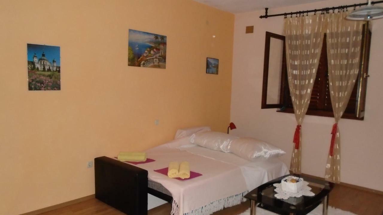 Apartmani A.Teskera Trogir Kültér fotó